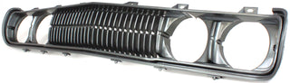 1972-1979 Nissan Pickup Grille, Argent, With Molding