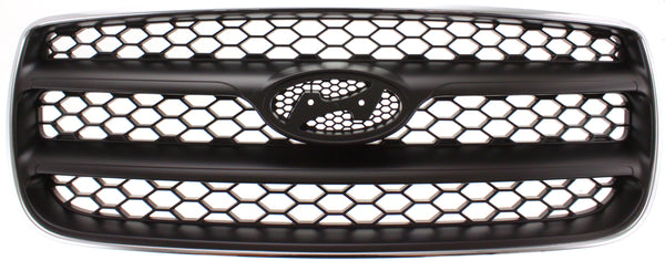 2007-2009 Hyundai Santa Fe Grille, Chrome Shell/Silver Black Insert.