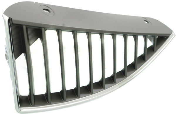 2004-2005 Mitsubishi Lancer Grille LH, Chrome/Silver-Black.