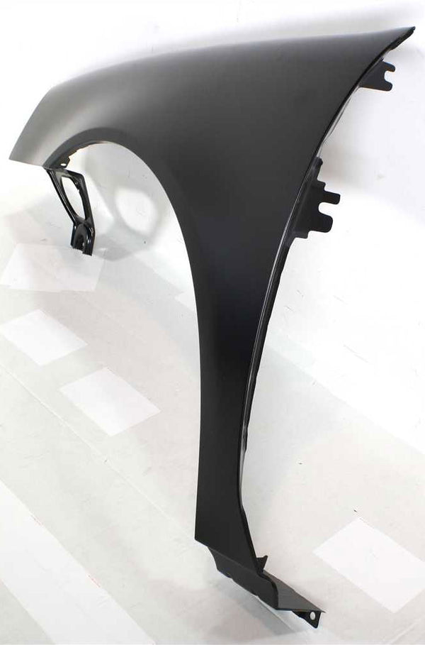 2004-2006 Pontiac Grand Prix Fender LH.