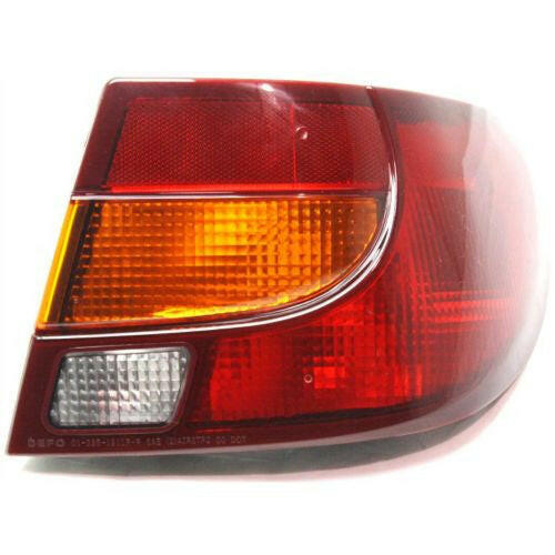 2000-2002 Saturn S-Series Tail Lamp RH, Lens And Housing, Sedan.