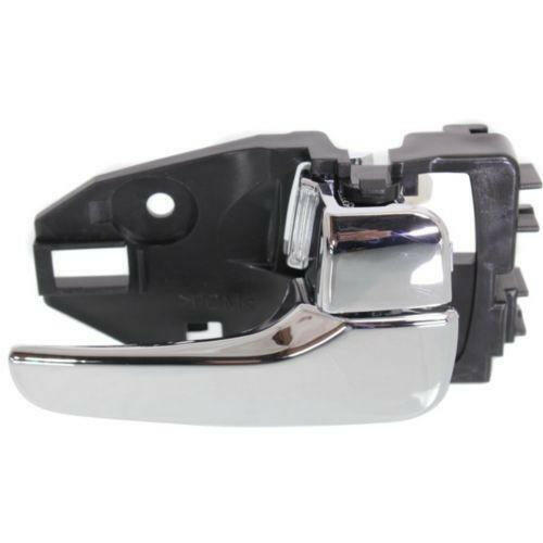 2003-2006 Mitsubishi Outlander Front Door Handle RH, Inside, w/Chrome Plating.