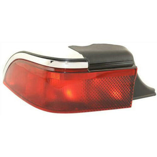 1995-1997 Mercury Marquis Tail Lamp LH, Lens And Housing.