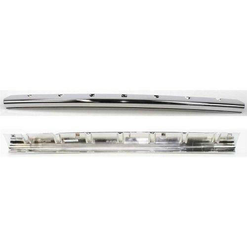 2008-2012 Jeep Liberty Front Bumper Molding, Lower, Plastic, Chrome.