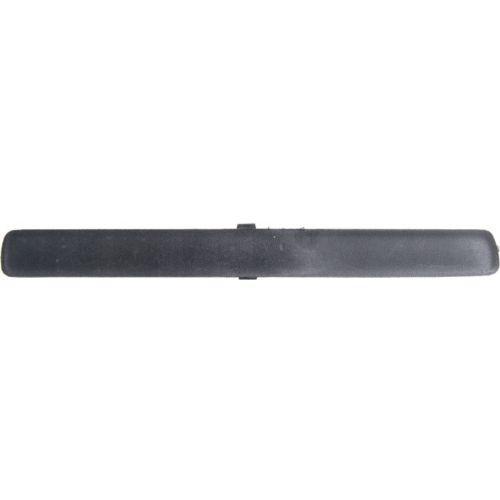 2000-2006 Chevy Suburban 2500 Front Bumper Molding RH, Cover Cap Opening.
