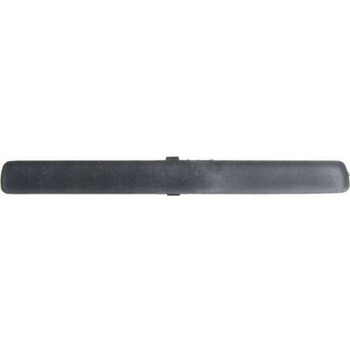 2001-2002 Chevy Silverado 2500 HD Front Bumper Molding RH, Cover Cap Opening.