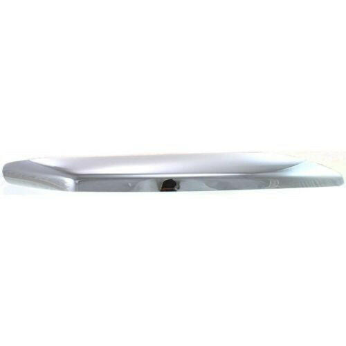 2004-2006 Chrysler Pacifica Front Bumper Molding RH, Upper, Chrome.