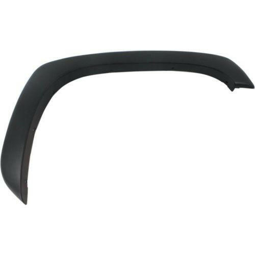 2001-2006 Chevy Silverado 3500 Front Wheel Opening Molding RH.