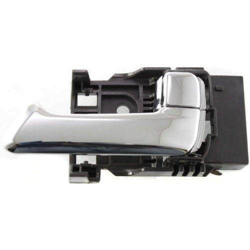 2004-2012 GMC Canyon Front Door Handle RH, Inside, w/Chrome Lever.