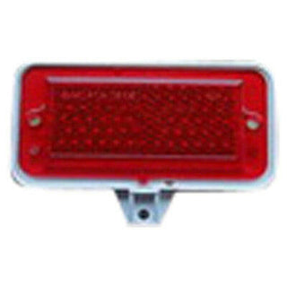 1971-1973 Ford Mustang PASSENGER SIDE REAR MARKER LIGHT ASSEMBLY.