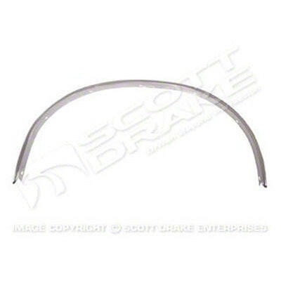 1971-1973 Ford Mustang WHEEL OPENING MOLDING FRONT RH.