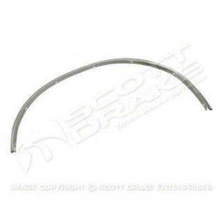 1971-1973 Ford Mustang WHEEL OPENING MOLDING REAR LH.