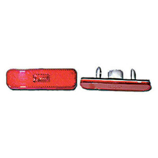 1970-1973 Chevy Camaro DRIVER OR PASSENGER SIDE REAR MARKER LIGHT ASSEMBLY.
