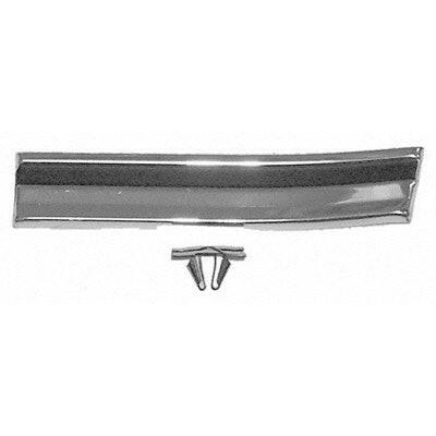 1973-1980 GMC Suburban QUARTER PANEL MOLDING LH LOWER FRONT.