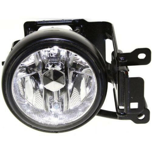 2000-2004 Mitsubishi Montero Fog Lamp RH, Assembly.
