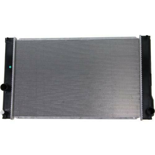 2012-2015 Toyota Prius Plug-In Radiator.