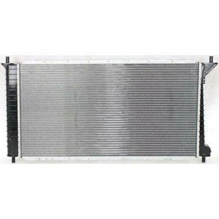 1999-2002 Ford Expedition Radiator, 4.6L/5.4L.
