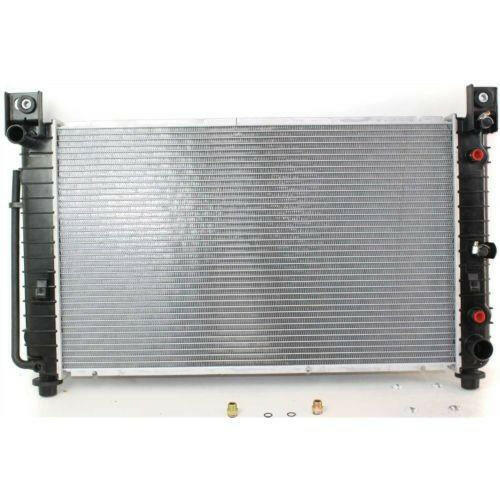 1999-2000 GMC Sierra 2500 Radiator, 4.8L/5.3L, 28x17 core.