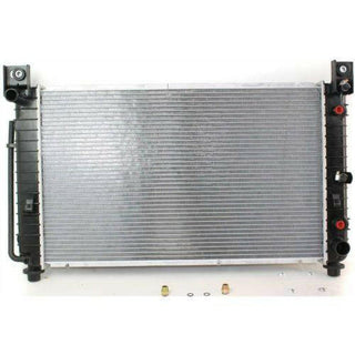 1999-2004 GMC Sierra 1500 Radiator, 4.8L/5.3L, 28x17 core.