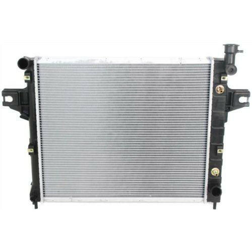 2001-2003 Jeep Grand Cherokee Radiator, 4.7L.