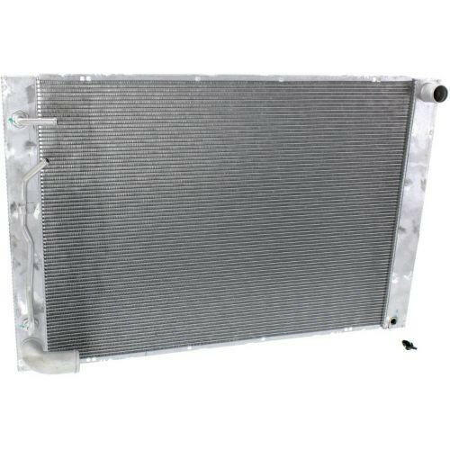 2004-2005 Toyota Sienna Radiator, Aluminum tank, Without Tow Pckg..
