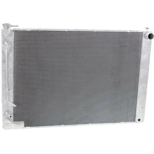 2004-2006 Lexus RX330 Radiator, w/Tow Pkg., Aluminum Tank.