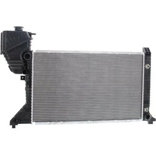 2003-2006 Dodge Sprinter 2500 Radiator.