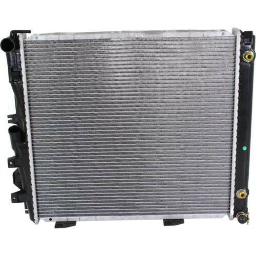 1993 Mercedes Benz 300CE Radiator, 6cyl.