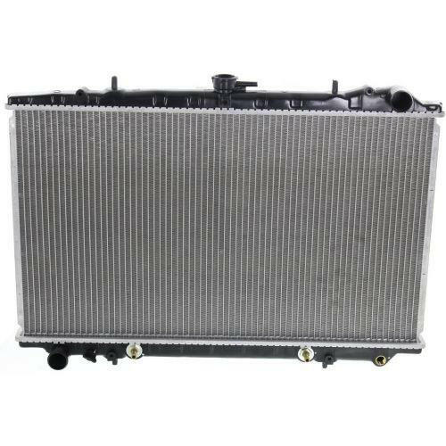 1989-1994 Nissan Maxima Radiator.