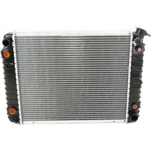 1985 GMC K2500 Radiator, 6cyl, with EOC.