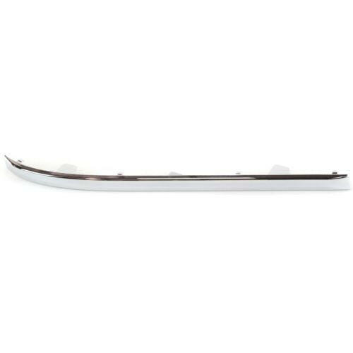 2008-2010 Chrysler Town & Country Rear Bumper Molding LH, Chrome.