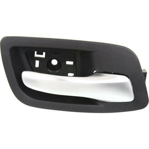 2011-2015 Chrysler 300 Rear Door Handle RH, Silver Lever+ Hsg., Sedan.