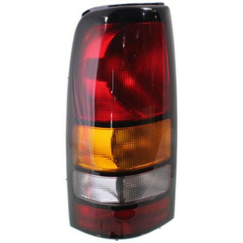 2004-2007 GMC Sierra Pickup Tail Lamp LH, Lens/Housing, Fleetside, Old Body-Capa.