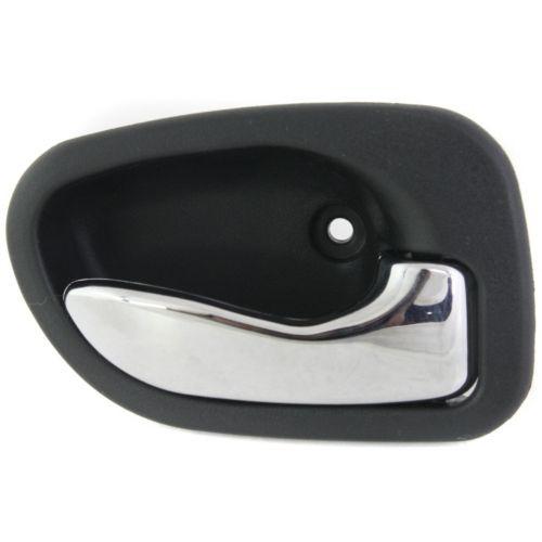 1995-1999 Hyundai Accent Front Door Handle RH Lever/Housing.
