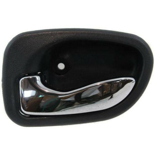1995-1999 Hyundai Accent Front Door Handle LH Lever/Housing.