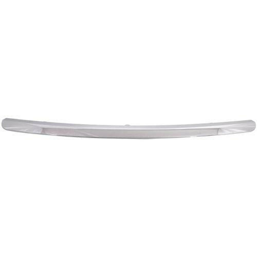 2006-2010 Jeep Grand Cherokee Front Bumper Molding, Strip Insert, Chrome.