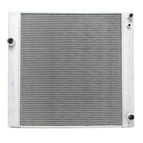 2003-2005 Land Rover Range Rover Radiator, 4.4L.