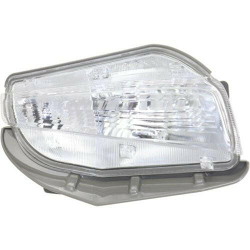 2012-2014 Toyota Prius V Signal Light RH, Lens And Housing.