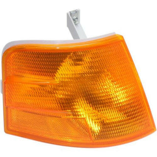 1996-2003 Volvo VN HD Signal Light RH, Lens And Housing, Amber Lens.