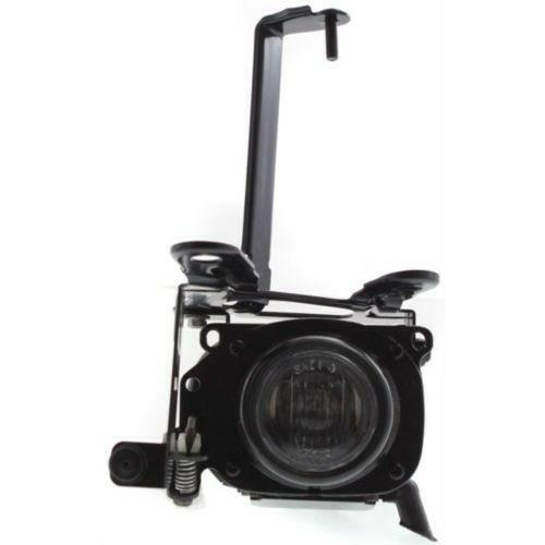 1999-2002 Toyota 4Runner Fog Lamp LH, Assembly, Factory Installed Type.