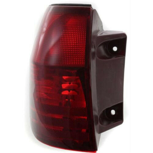 2004-2005 Toyota Sienna Tail Lamp LH, Outer, Lens And Housing.