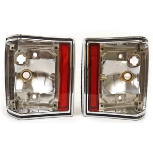1970-1972 Chevy Chevelle Wagon Tail Light Bezel, Pair, (LH + RH, With Gaskets).