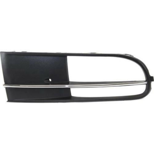 2013-2016 Volkswagen Beetle Fog Lamp Molding RH.