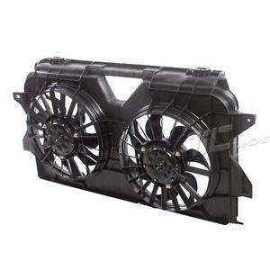 2005-2007 Dodge Grand Caravan Radiator/Condenser Cooling Fan Assembly.