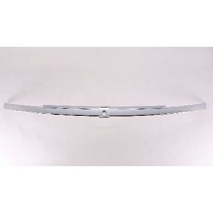 2004-2005 Chevy Malibu Grille Molding Chrome - Classic 2 Current Fabrication