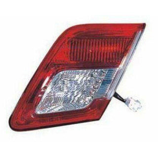 2011 Toyota Camry Hybrid Tail Lamp RH.