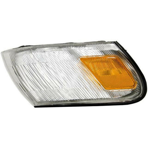 1993-1997 Toyota Corolla Clearance Lamp RH.
