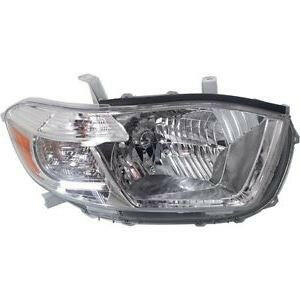 2008-2010 Toyota Highlander Headlamp Assembly RH.