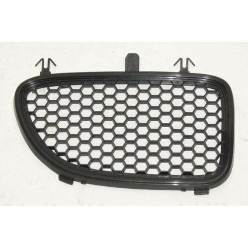 1997-2000 Pontiac Grand Prix Grille Black RH.