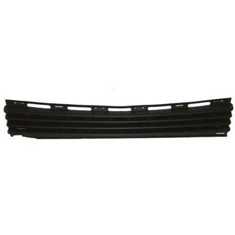 2001-2006 GMC Sierra Pickup Front Bumper.